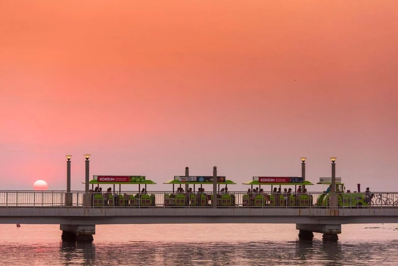 Dolce Vista Suite Apartment Garden Palace Resort Umag 0*,  Hırvatistan